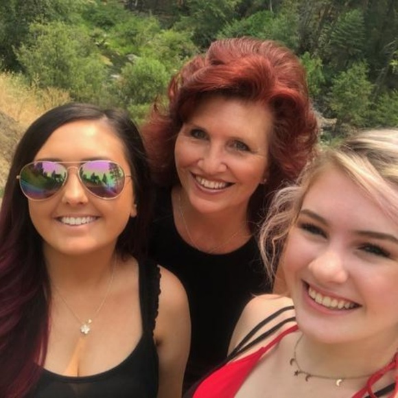 MEET ME! - Picture 4 of 6